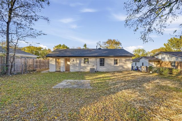 1118 Richard Drive, Garland, TX 75040
