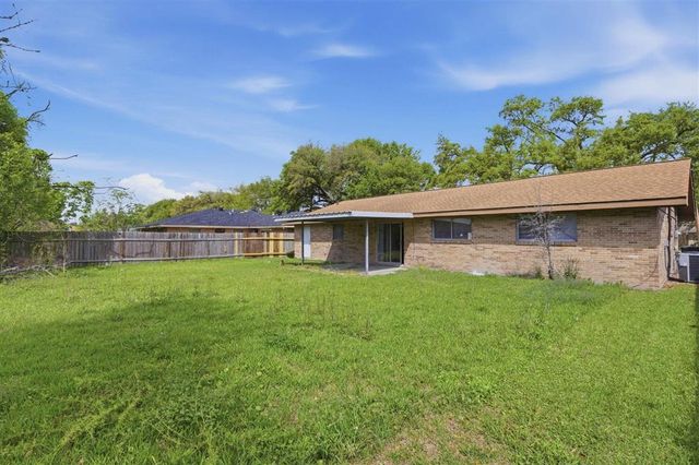 2330 17th Street, Lake Charles, LA 70601