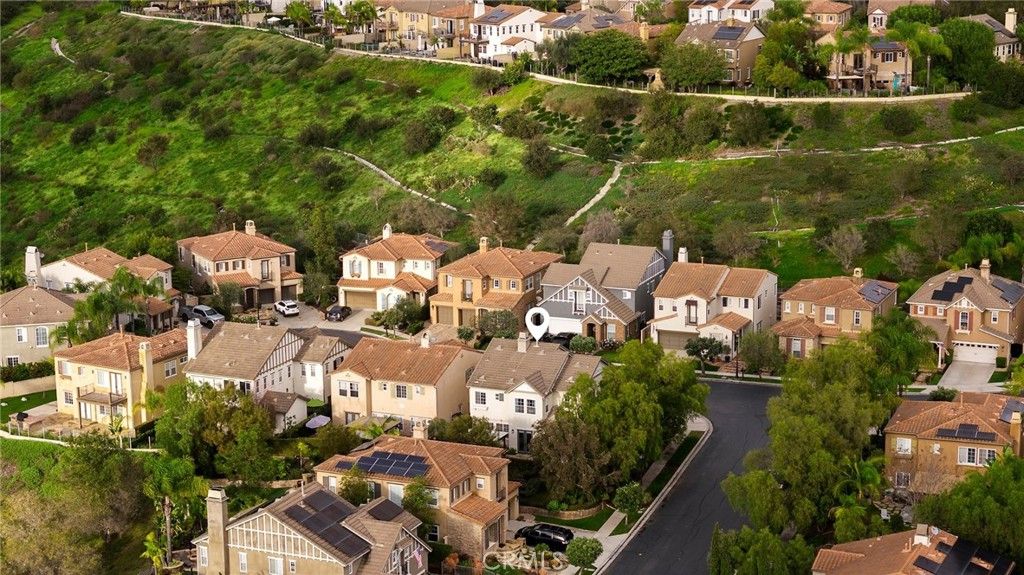 Image 59 of property listing at 18 Via Canero, San Clemente, CA 92673