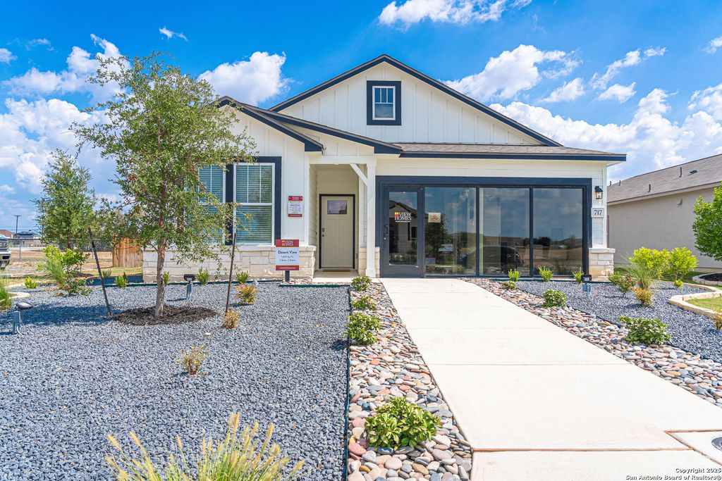 717 Willowbrook, New Braunfels, TX 78130