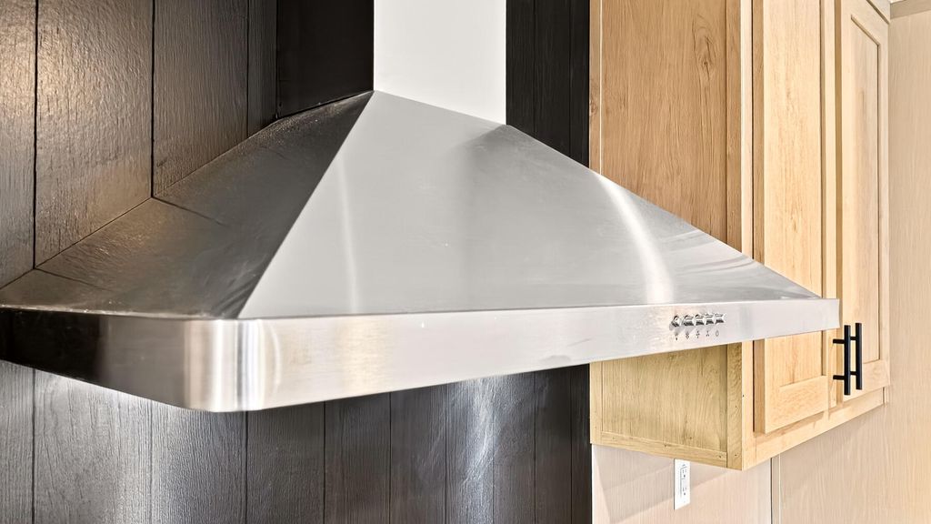 Image 33 of property listing at 122 Chapel Cross Road, Vance, SC 29163