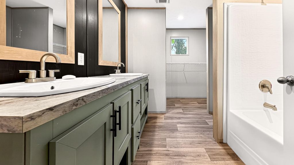 Image 9 of property listing at 122 Chapel Cross Road, Vance, SC 29163