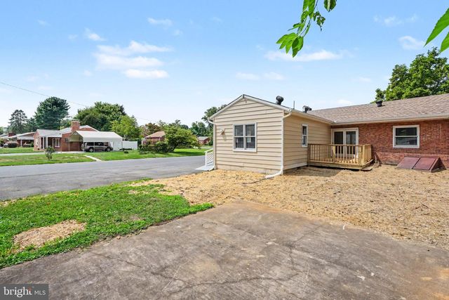 3799 CHESTNUT ST, Camp Hill, PA 17011
