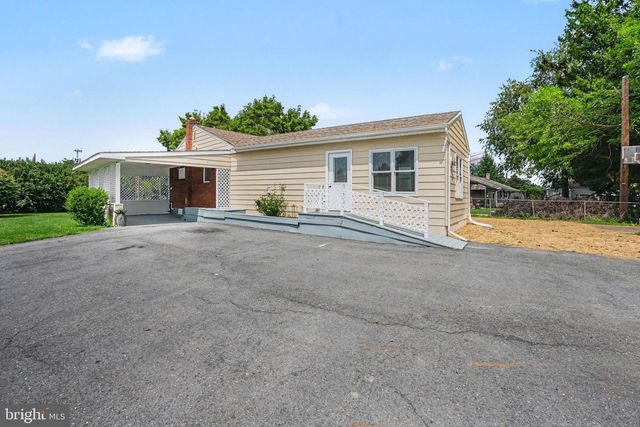3799 CHESTNUT ST, Camp Hill, PA 17011