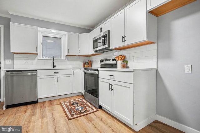 3799 CHESTNUT ST, Camp Hill, PA 17011