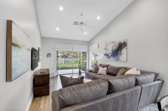 5536 Fox Hollow Dr Drive, Boca Raton, FL 33486