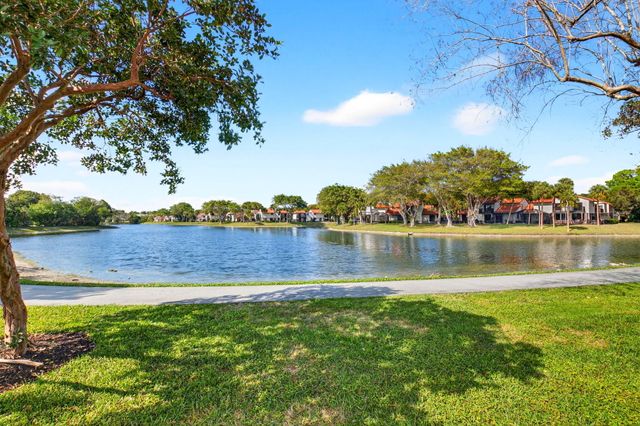 5536 Fox Hollow Dr Drive, Boca Raton, FL 33486