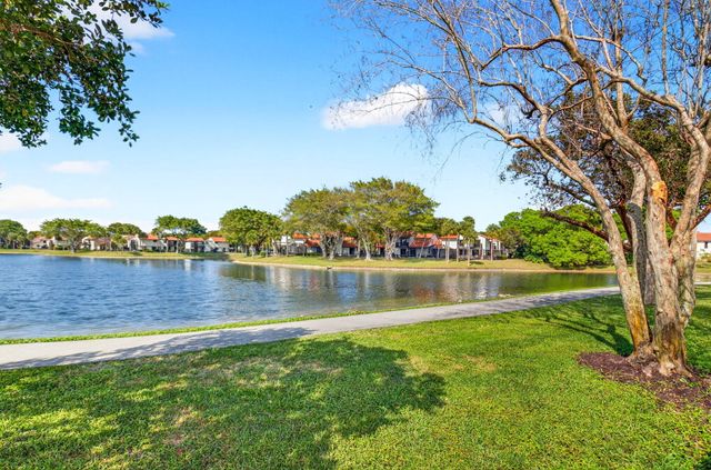 5536 Fox Hollow Dr Drive, Boca Raton, FL 33486