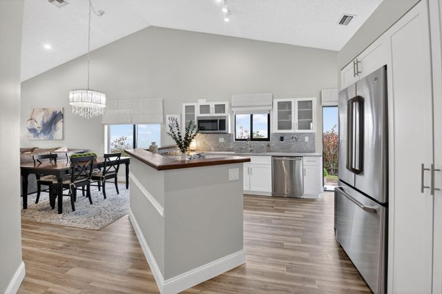 5536 Fox Hollow Dr Drive, Boca Raton, FL 33486