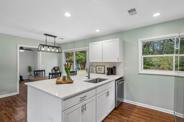 662 Schooner Road, Charleston, SC 29412