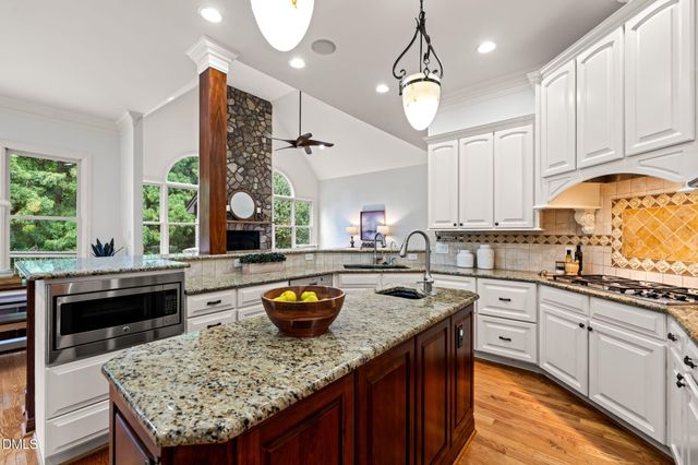 6116 Crescent Knoll Drive, Raleigh, NC 27614