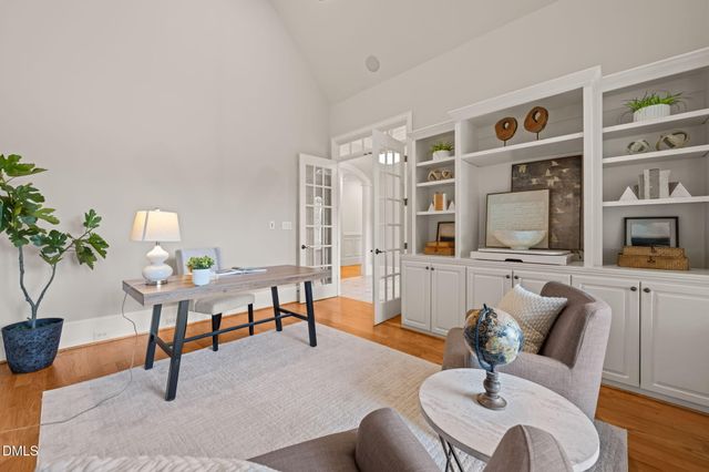 6116 Crescent Knoll Drive, Raleigh, NC 27614