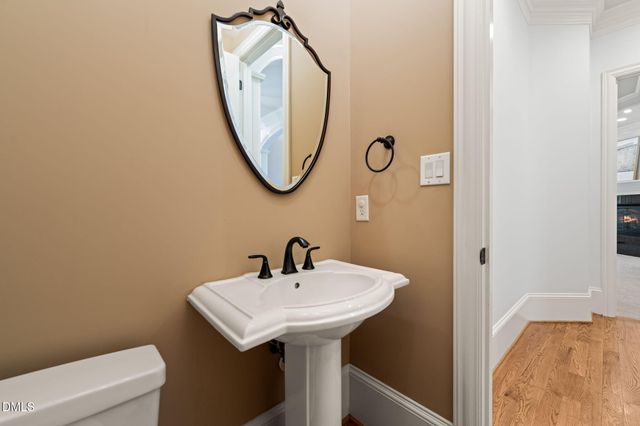 6116 Crescent Knoll Drive, Raleigh, NC 27614