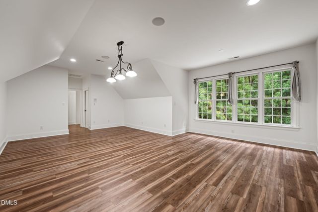 6116 Crescent Knoll Drive, Raleigh, NC 27614