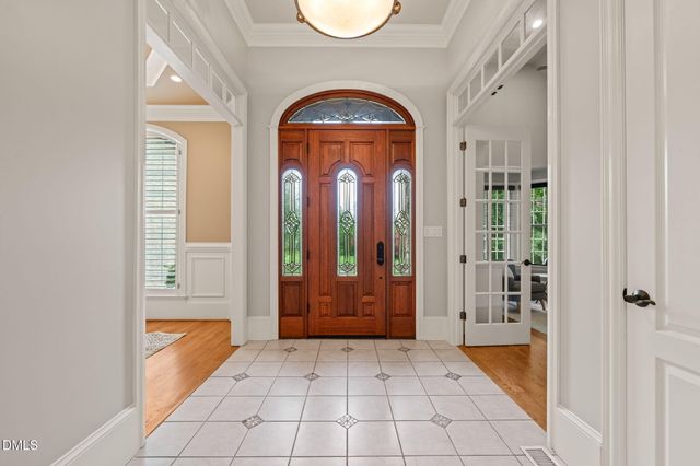 6116 Crescent Knoll Drive, Raleigh, NC 27614