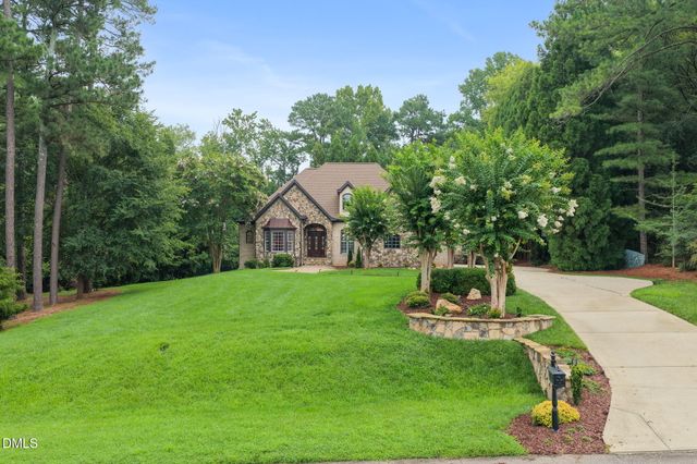 6116 Crescent Knoll Drive, Raleigh, NC 27614