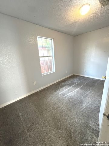 315 Jesse Ave, San Antonio, TX 78237