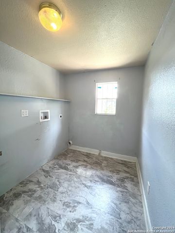 315 Jesse Ave, San Antonio, TX 78237