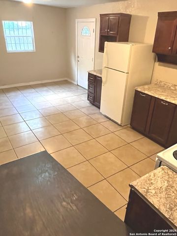 315 Jesse Ave, San Antonio, TX 78237
