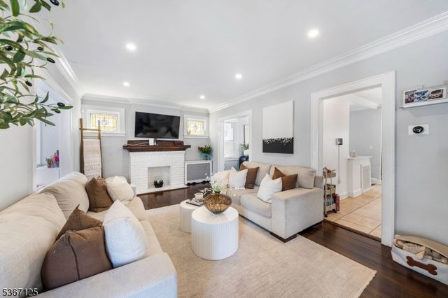 1697 Van Ness Ter, Union Twp., NJ 07083