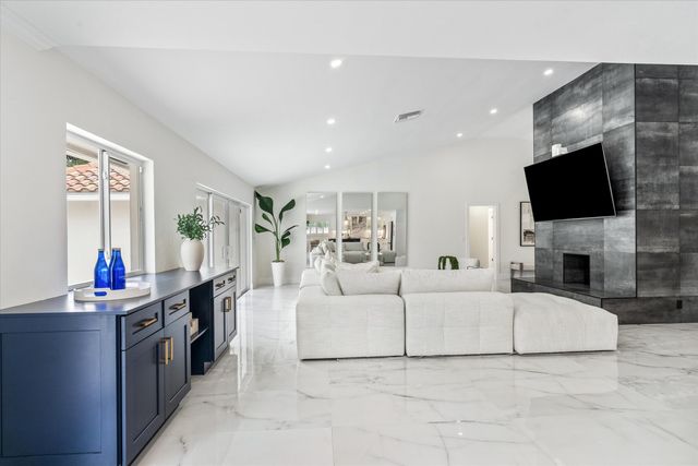 2069 SW 7th Court, Boca Raton, FL 33486