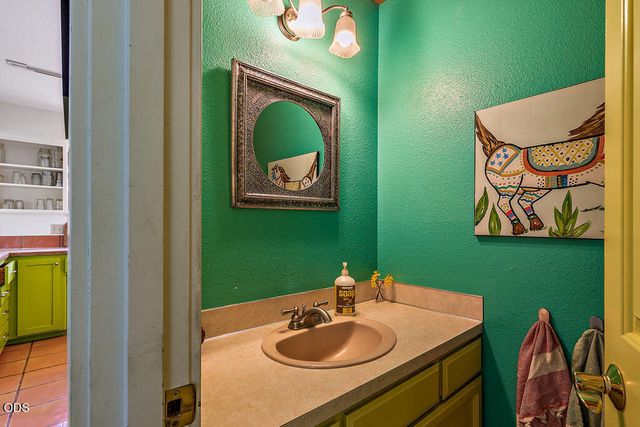 2260 Old Highway 99 S, Ashland, OR 97520