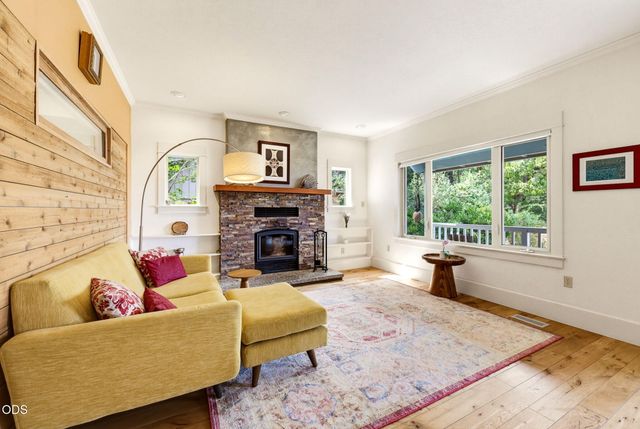 2260 Old Highway 99 S, Ashland, OR 97520