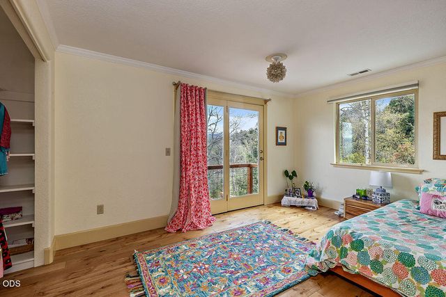 2260 Old Highway 99 S, Ashland, OR 97520