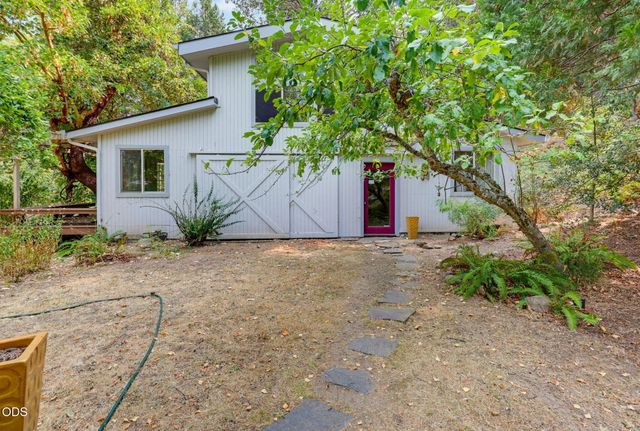2260 Old Highway 99 S, Ashland, OR 97520