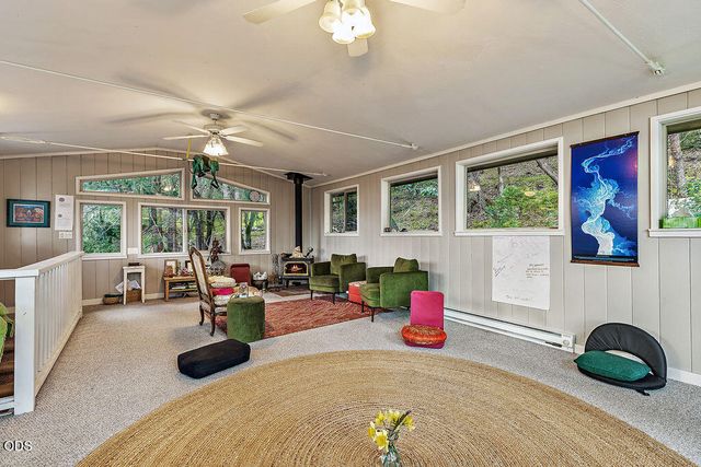 2260 Old Highway 99 S, Ashland, OR 97520