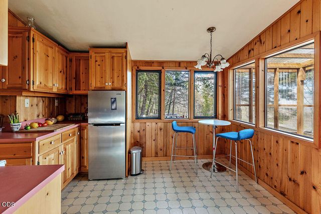 2260 Old Highway 99 S, Ashland, OR 97520