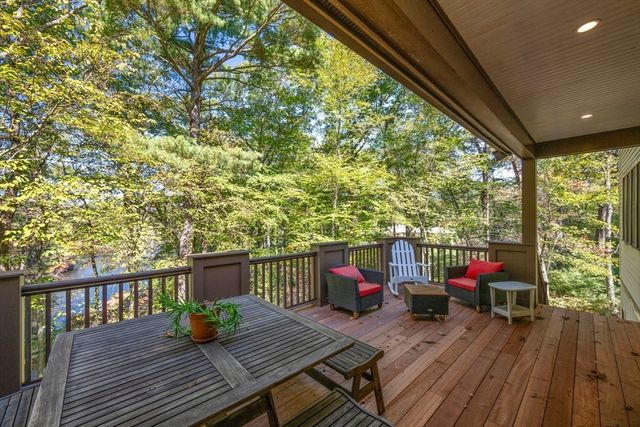 250 Meadowbrook Road, Dedham, MA 02026