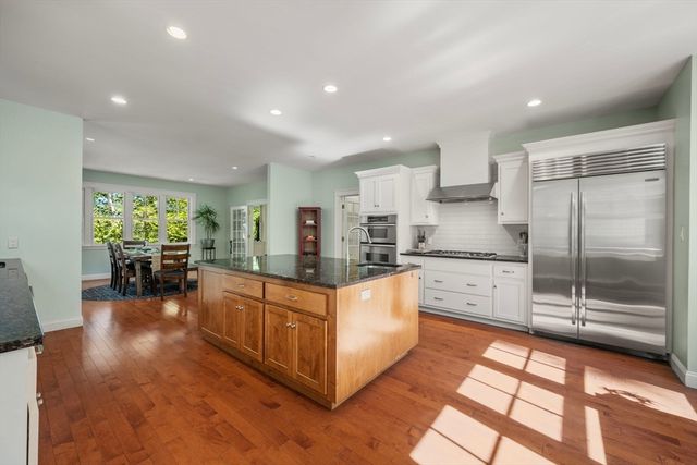 250 Meadowbrook Road, Dedham, MA 02026