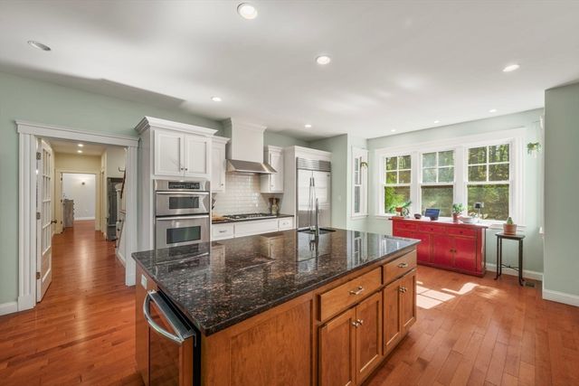 250 Meadowbrook Road, Dedham, MA 02026