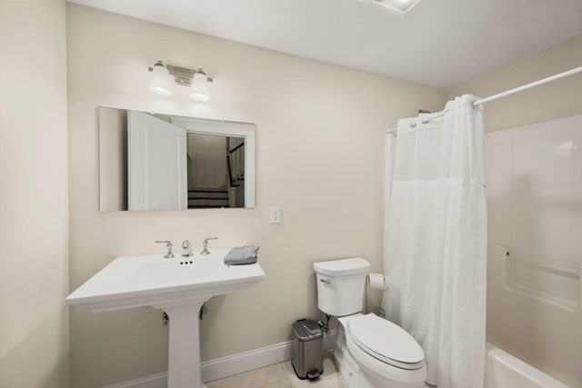 250 Meadowbrook Road, Dedham, MA 02026