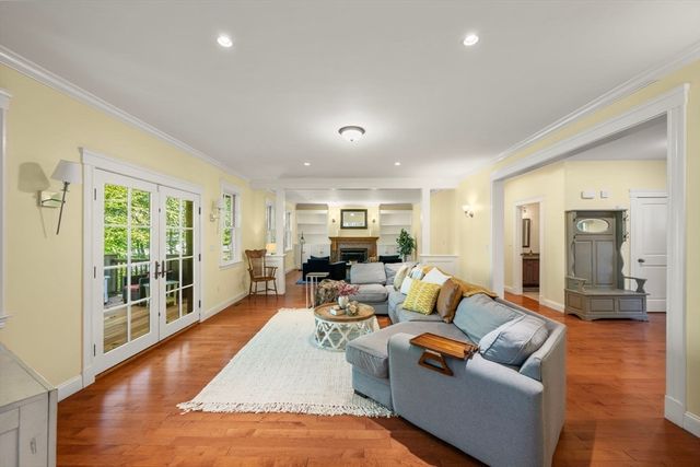 250 Meadowbrook Road, Dedham, MA 02026