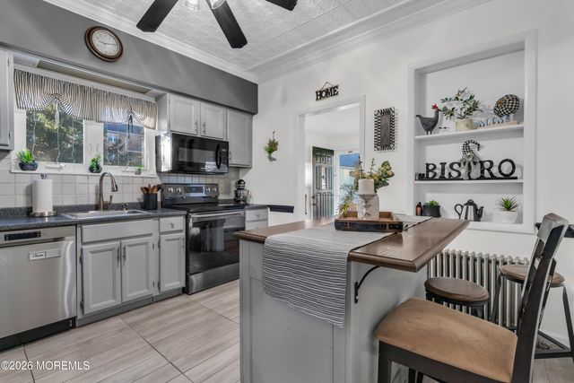 72 Oakhill Avenue, Long Branch, NJ 07740