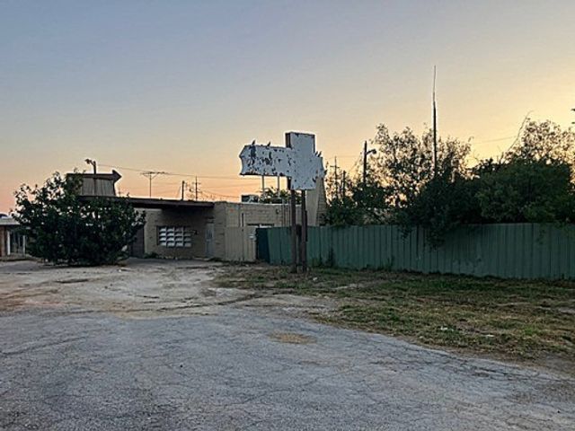 761 Arnold Boulevard, Abilene, TX 79605