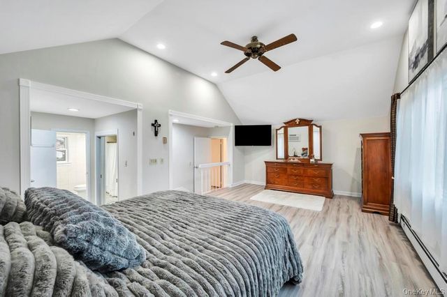 9 Kimberly Avenue Avenue, Farmingville, NY 11738