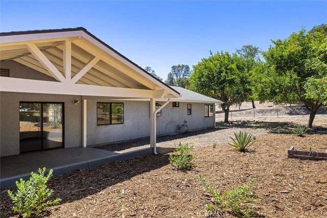 14740 Morningside Road, Atascadero, CA 93422