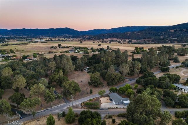 14740 Morningside Road, Atascadero, CA 93422