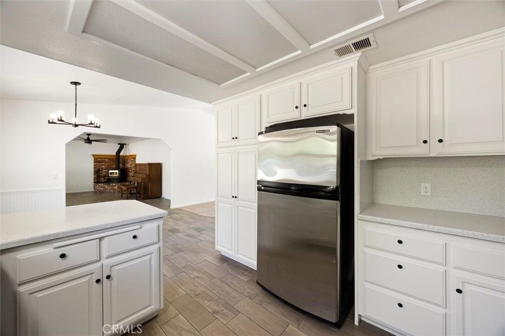 Image 13 of property listing at 14740 Morningside Road, Atascadero, CA 93422
