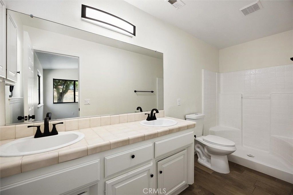 Image 25 of property listing at 14740 Morningside Road, Atascadero, CA 93422