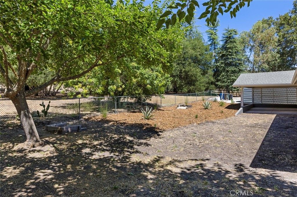 Image 45 of property listing at 14740 Morningside Road, Atascadero, CA 93422