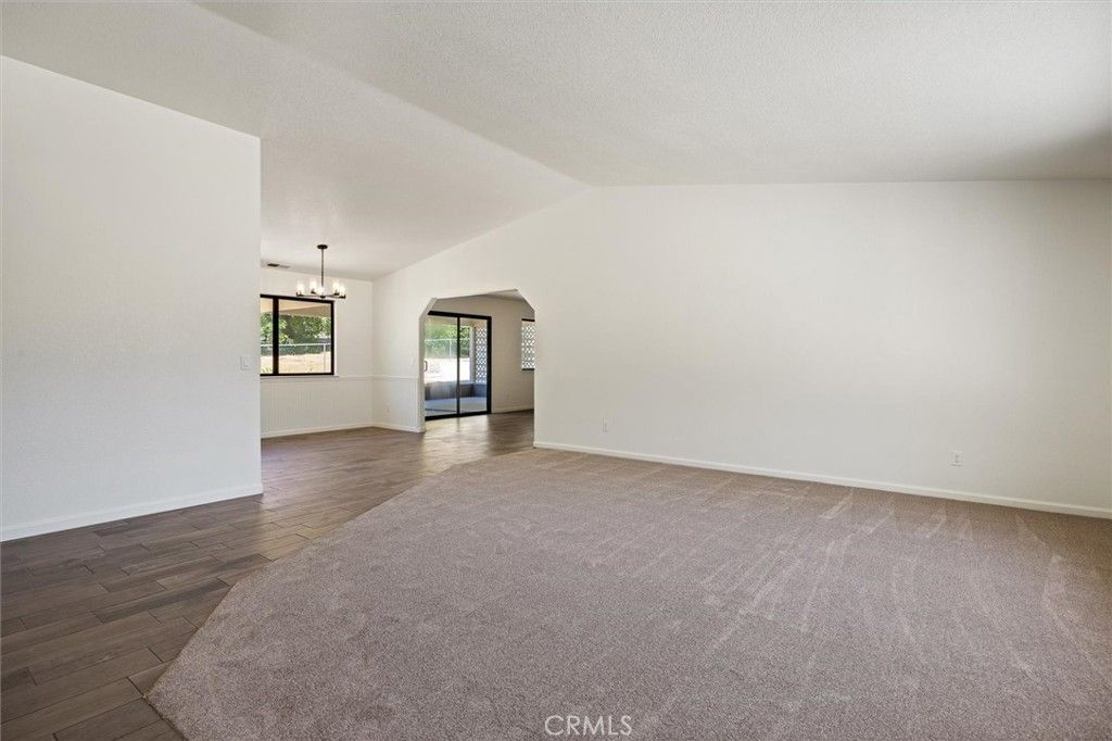 Image 7 of property listing at 14740 Morningside Road, Atascadero, CA 93422
