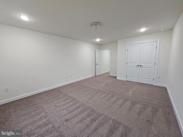 6 VALHALLA CT, Dover, DE 19904