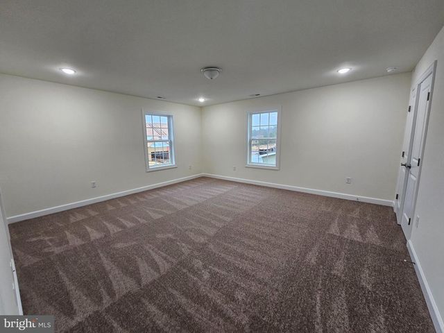 6 VALHALLA CT, Dover, DE 19904