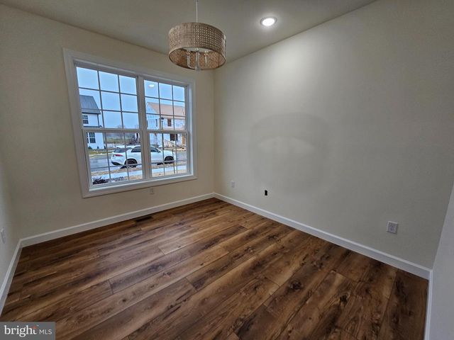 6 VALHALLA CT, Dover, DE 19904