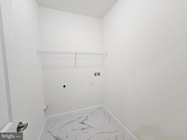 6 VALHALLA CT, Dover, DE 19904