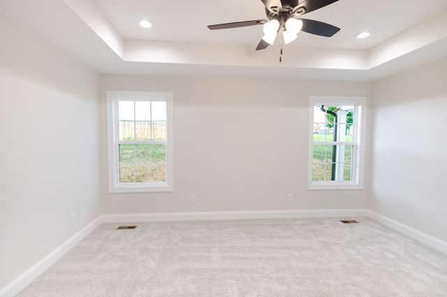 606 Shadow Dr, Shelbyville, TN 37160